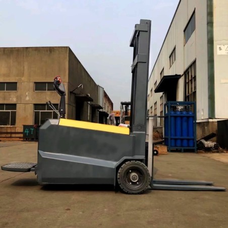 Vollelektrischer Geländewagen-Stapler ES-D 1500 kg 3000 mm